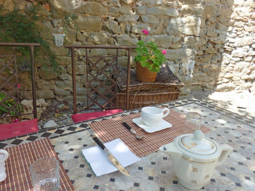 La Maison Des Palmiers Homps  Εξωτερικό φωτογραφία