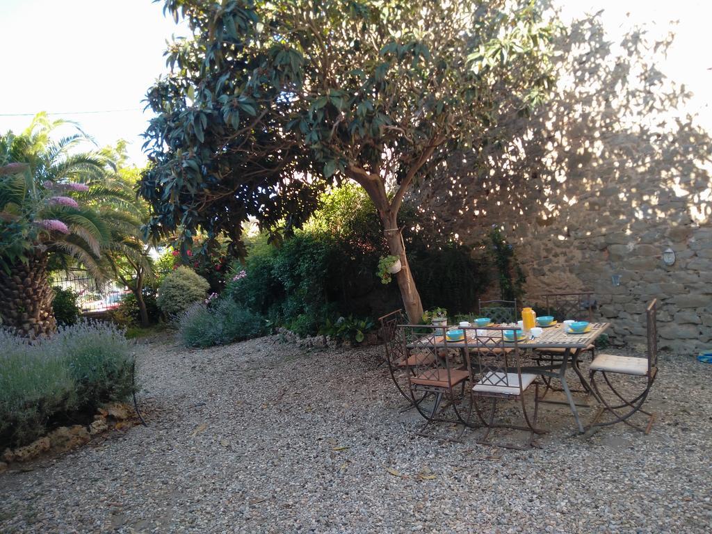 La Maison Des Palmiers Homps  Εξωτερικό φωτογραφία